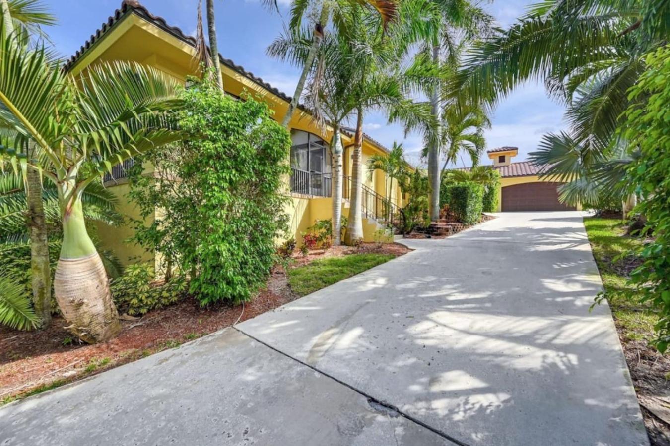 502 Massive 5 Bedroom Estate With Pool Marco Island Exterior foto